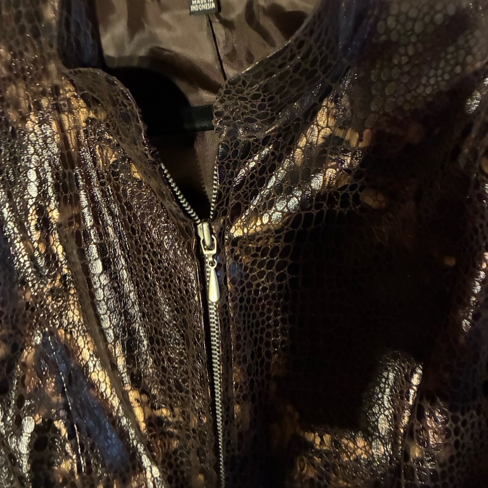 Notations Metallic Black Cropped Jacket - image 2